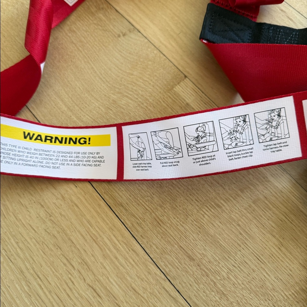 Kids Flysafe Harness for Air Travel - Picture 2 of 5